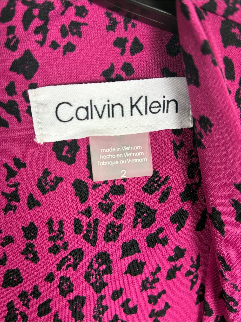 Calvin Klein Fuchsia Twist-Front Long Sleeve Dress Sz 2 Animal Print - Picture 4 of 6
